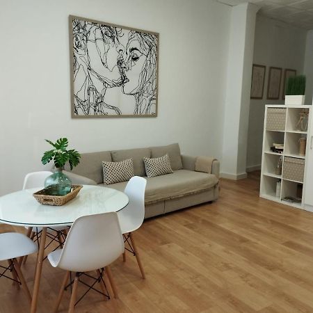 Apartamento Turistico Leo Baena Bagian luar foto